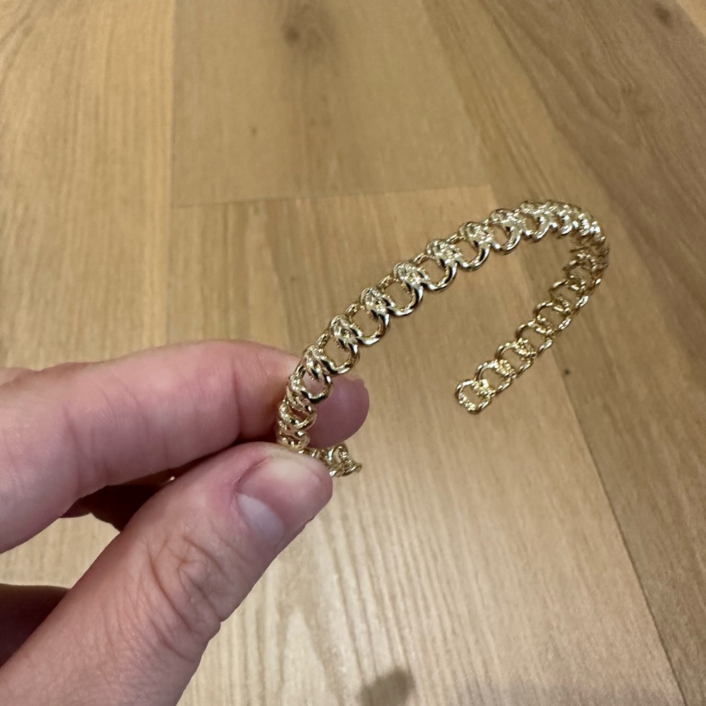 Kendra Scott Cuff